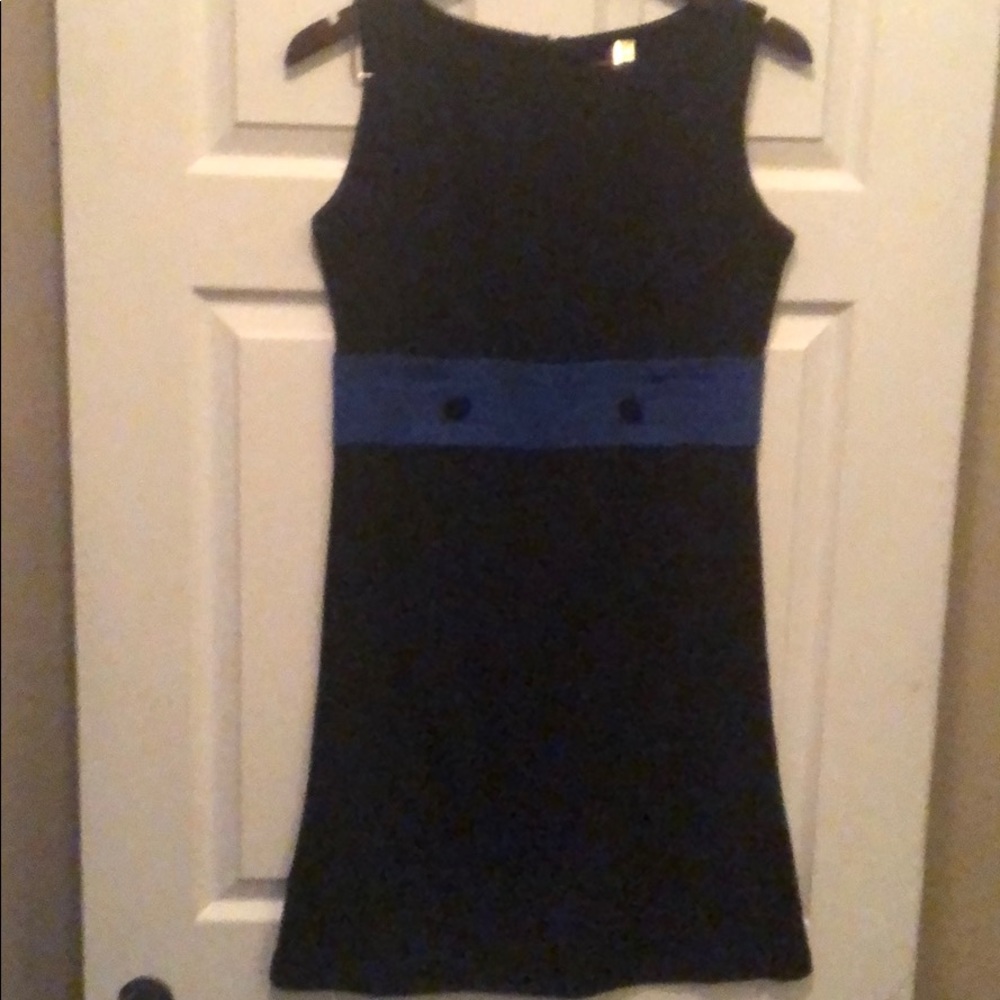 Women’s dress